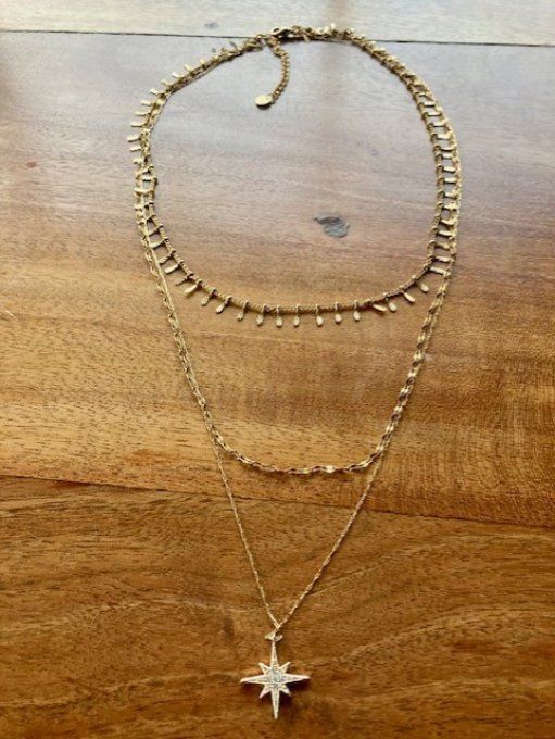 Collier triple rang Elsa